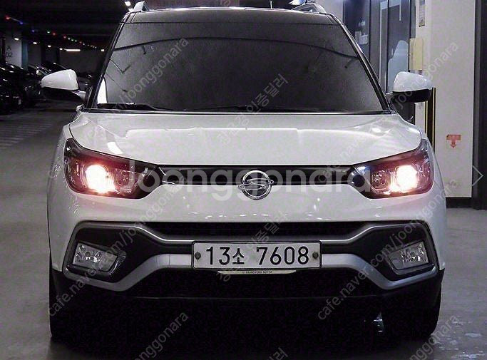 ★특가★ 570만원 2017년식 138,000Km KG모빌리티(쌍용) 티볼리 에어 디젤 2WD AX--1